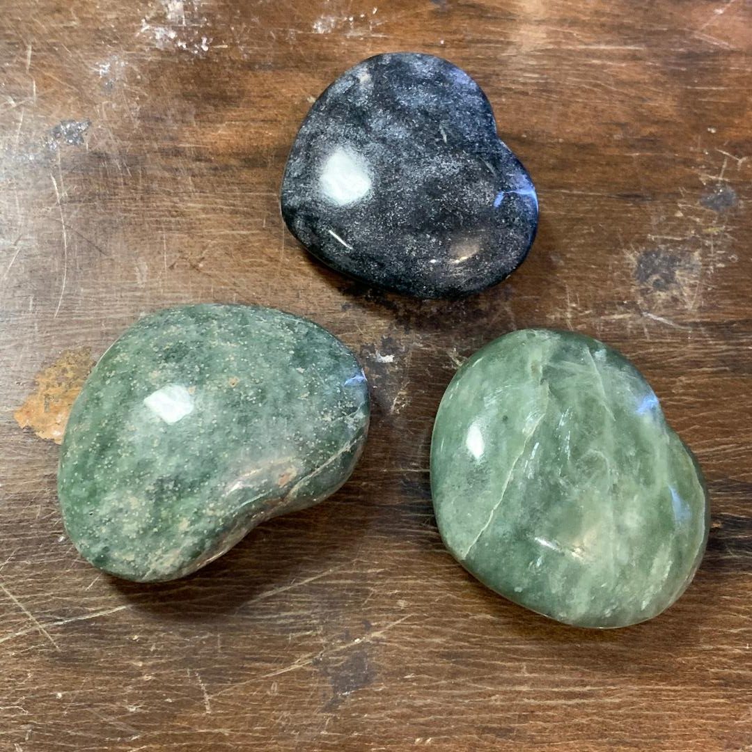 Palm Stones Jade Hearts