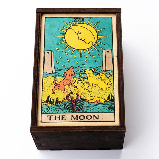 18. Moon Box