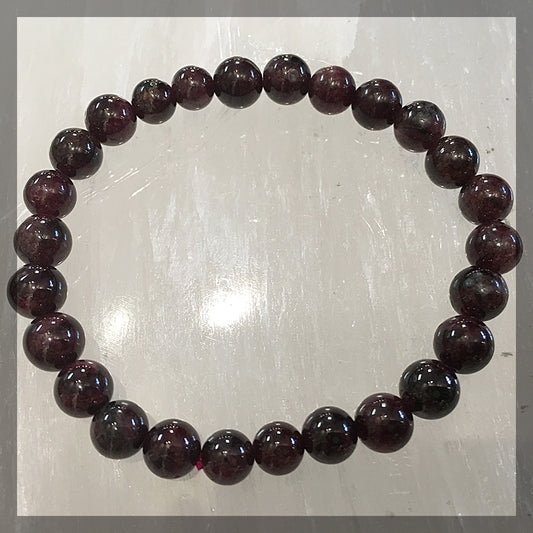Bracelet, Garnet