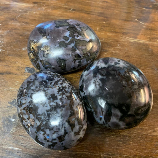 Palm Stone Gabbro (Mystic Merlinite)